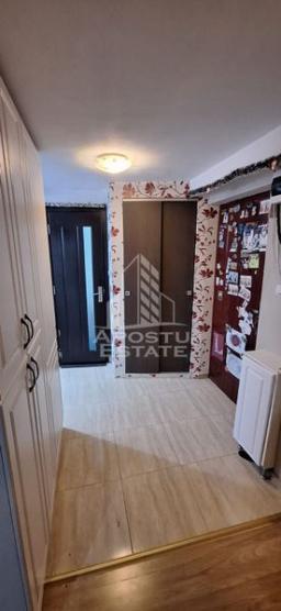 Apartament 3 camere , pe 2 nivele, in zona Iosefin , centrala proprie