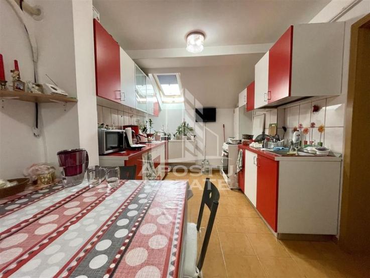 Apartament cu 2 camere centrala proprie zona Girocului