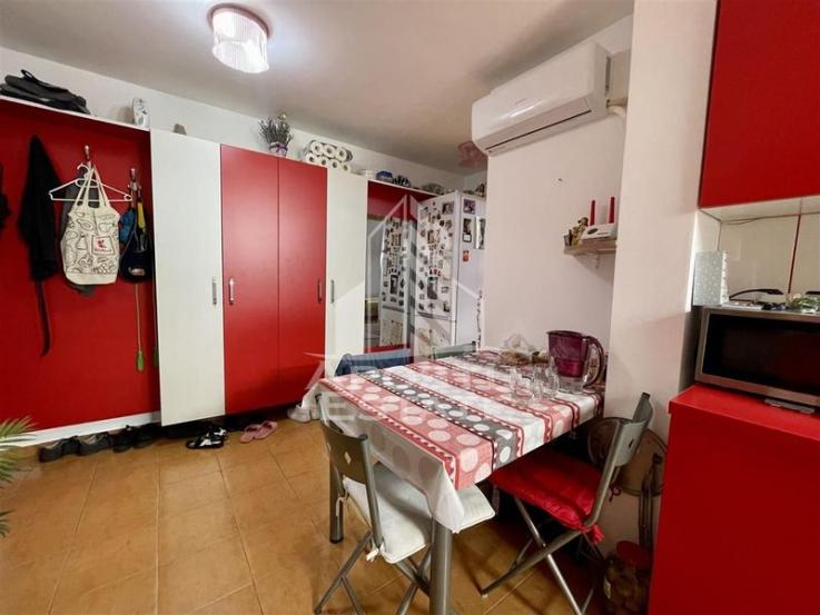 Apartament cu 2 camere centrala proprie zona Girocului