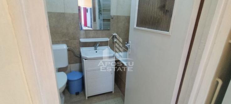 Apartament 2 camere, centrala propie, zona Complex