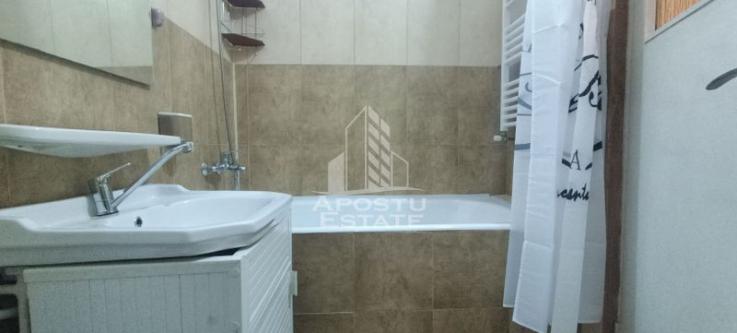 Apartament 2 camere, centrala propie, zona Complex