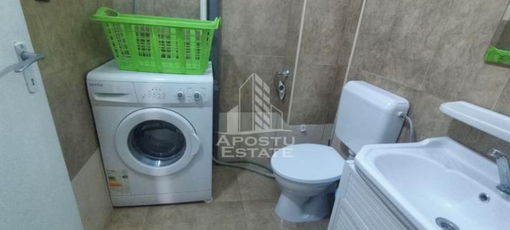 Apartament 2 camere, centrala propie, zona Complex