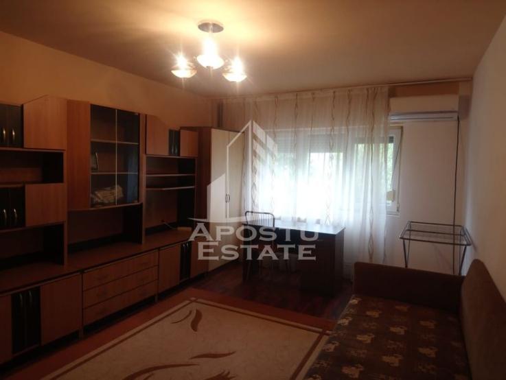 Apartament 2 camere, centrala proprie, Lipovei