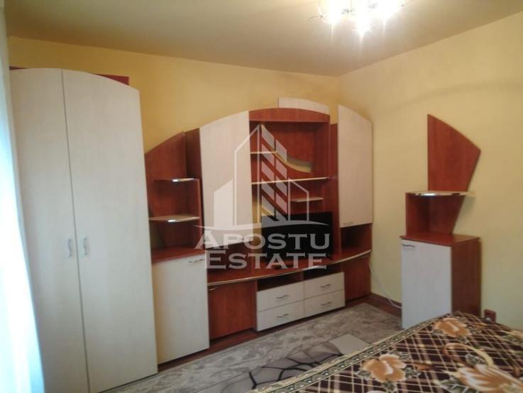 Apartament 2 camere, centrala proprie, Lipovei