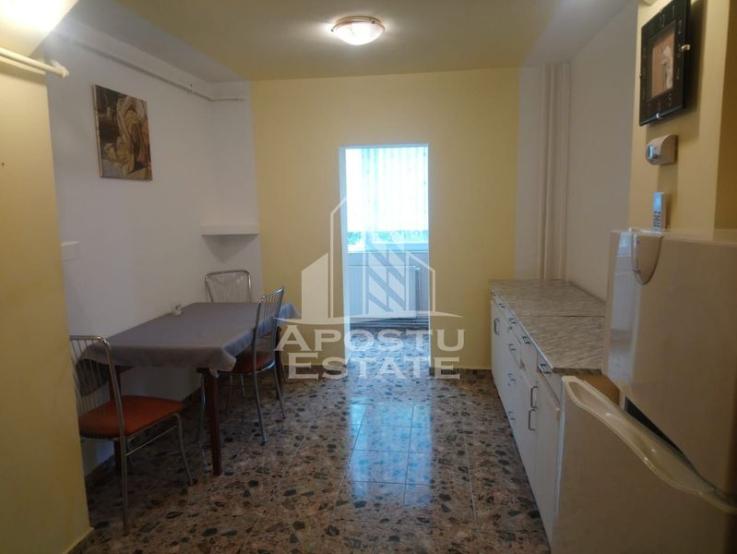 Apartament 2 camere, centrala proprie, Lipovei