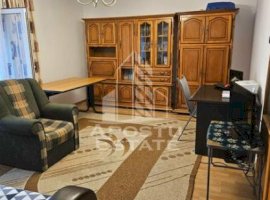 Apartament cu 3 camere, in Zona Fortuna, Arad.