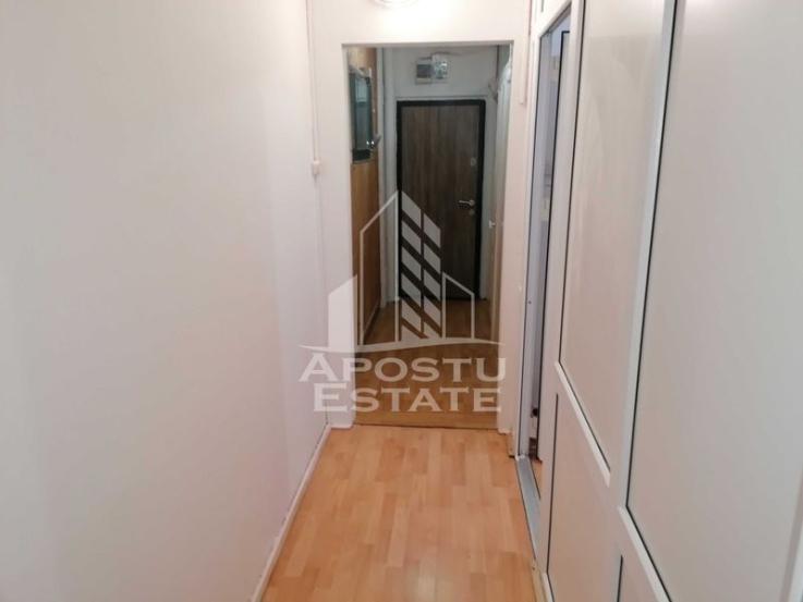 Apartament 2 camere decomandat, etaj 1, zona Dacia