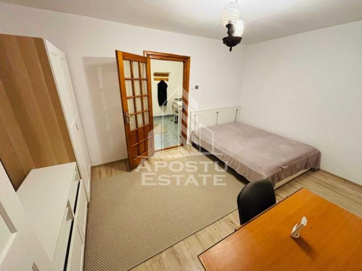 Apartament 1 camera,parter,zona Complexul Studentesc