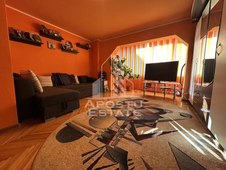 Apartament 2 camere, mobilat, centrala proprie, etaj 2, zona Freidorf