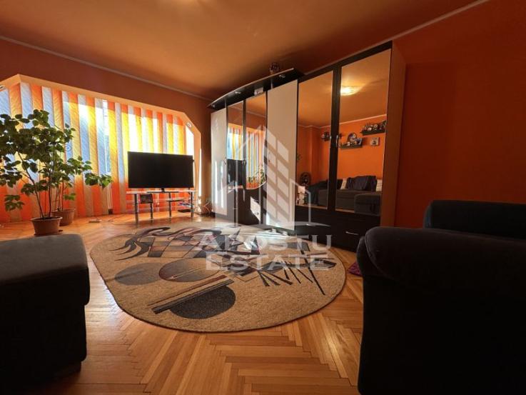 Apartament 2 camere, mobilat, centrala proprie, etaj 2, zona Freidorf