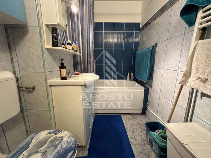 Apartament 2 camere, mobilat, centrala proprie, etaj 2, zona Freidorf