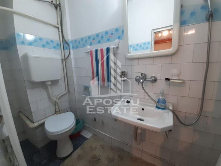 Apartament 2 camere la casa, centrala proprie, Zona Sagului