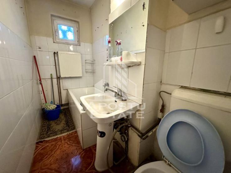 Apartament cu 2 camere, centrala proprie, zona Girocului