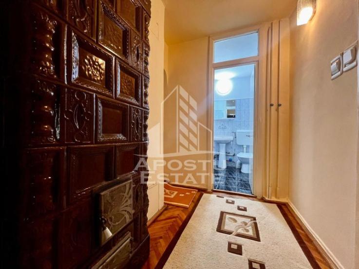 Apartament cu 3 camere, 2 bai, zona Odobescu