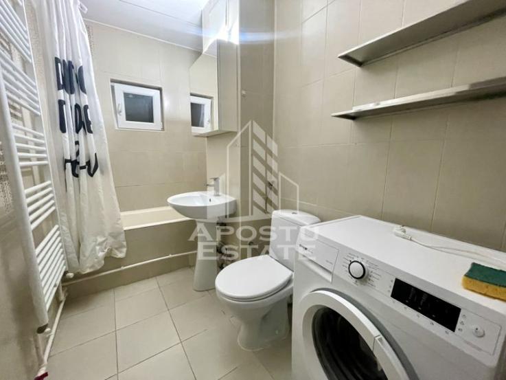 Apartament cu 3 camere, etajul 2, centrala proprie, zona Soarelui