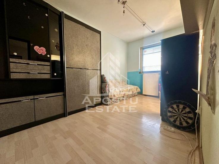 Apartament cu 2 camere, bloc izolat, zona Girocului