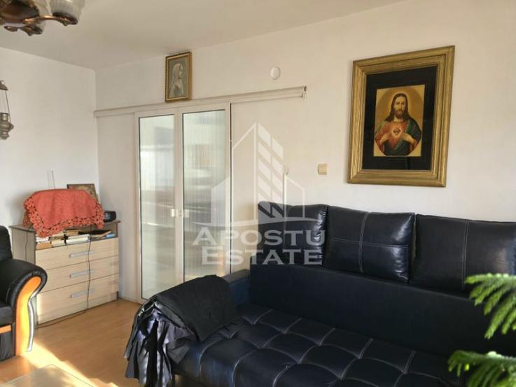 Apartament cu 1 camera, confort 1, Zona Fortuna, Arad.