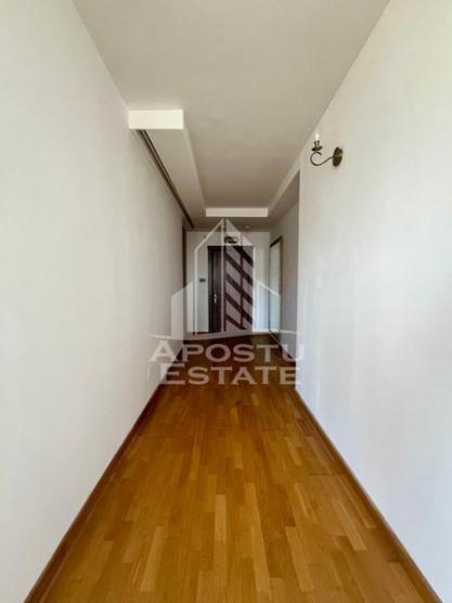 Apartament 2 camere open space, zona Semicentrala