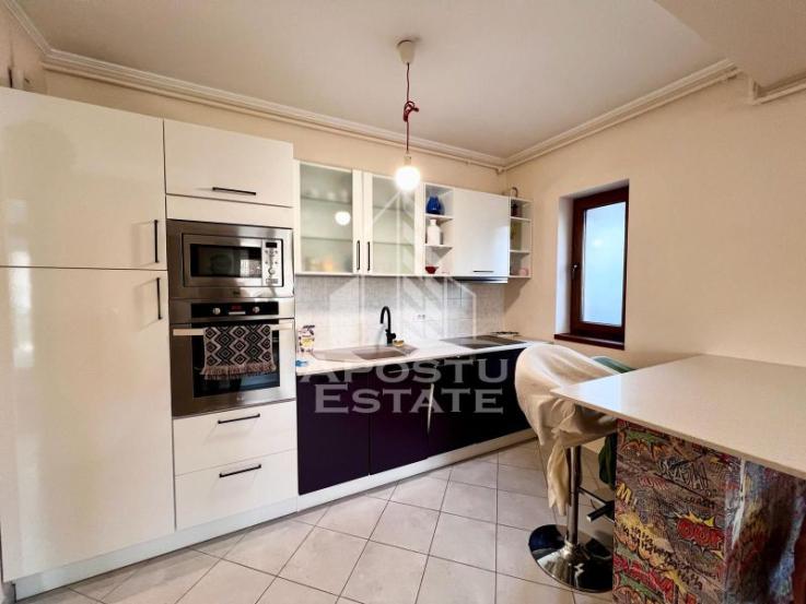 Apartament 2 camere, loc de parcare, centrala proprie, zona Lipovei