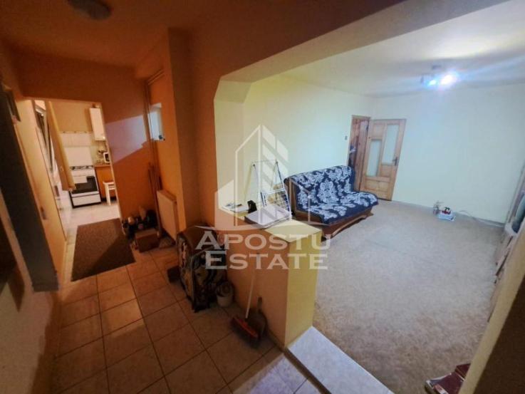 Apartament cu o camera in zona Steaua, centrala termica