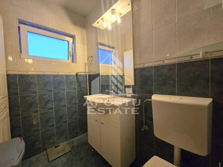 Apartament cu 3 camere si 2 bai, boxa si loc de parcare, Aradului