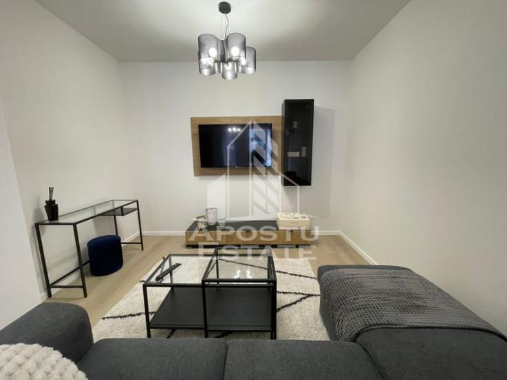 Apartament cu 2 camere, loc de parcare, zona Torontalului