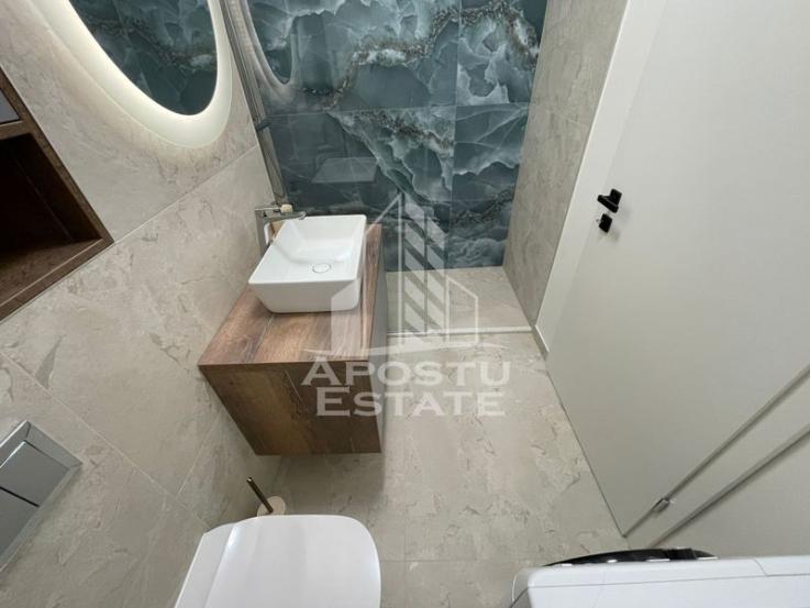 Apartament cu 2 camere, loc de parcare, zona Torontalului