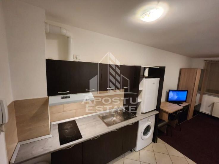 Apartament cu 1 camera , la parter , centrala pe imobil, zona Lipovei