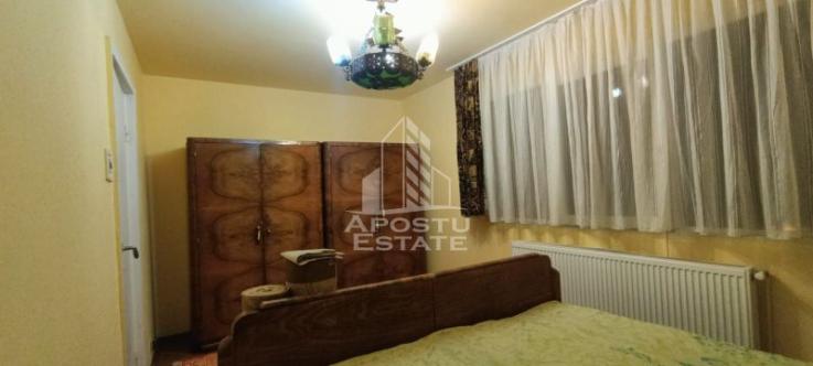 Apartament 2 camere, centrala propie, zona P-ta. Doina