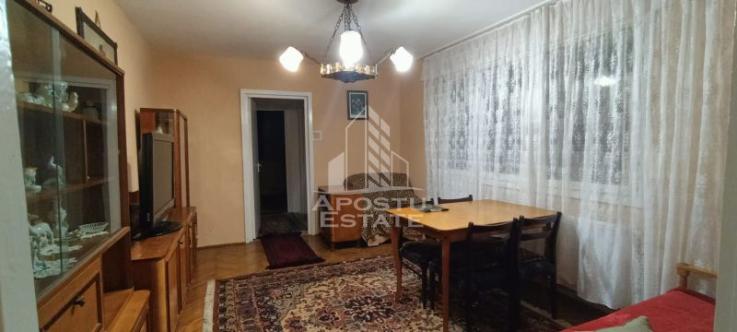 Apartament 2 camere, centrala propie, zona P-ta. Doina