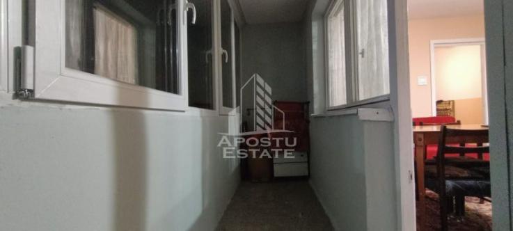 Apartament 2 camere, centrala propie, zona P-ta. Doina