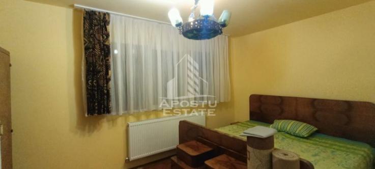 Apartament 2 camere, centrala propie, zona P-ta. Doina