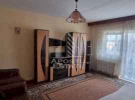 Apartament cu o camera, decomandat, zona Sagului