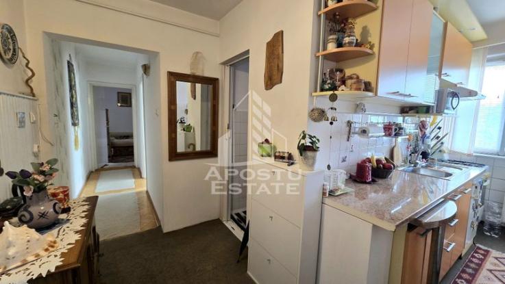 Apartament cu 2 camere, zona Dacia