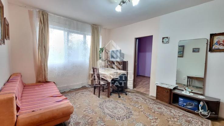 Apartament 2 camere, etaj intermediar, bloc anvelopat, zona Dacia