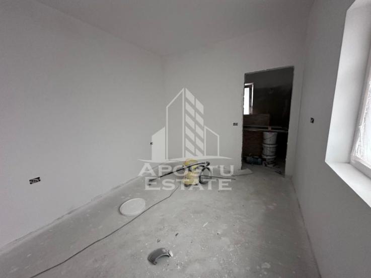 DUPLEX 4 camere aproape de asflat Mosnita Noua