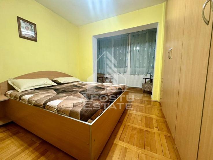 Apartament cu 3 camere, 2 băi, petfriendly, centrala proprie, Aradului