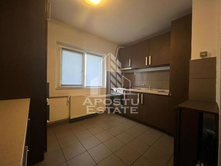 Apartament cu 1 camera, decomandat, mobilat si utilat ,42 mp