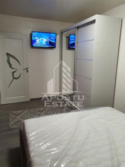 Apartament decomamdat,renovat,2 camere,Girocului