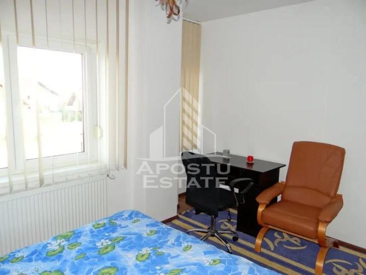 Apartament 2 camere ,loc de parcare ,zona Soarelui