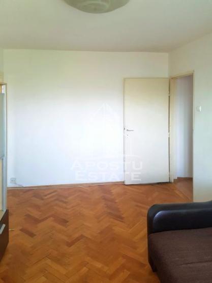 Apartament 2 camere, etaj intermediar, Sagului