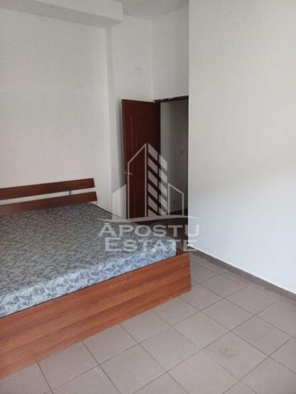 Apartament 2 camere, centrala proprie,  Traian/ Complexul Studentesc