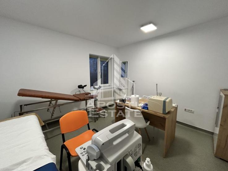 Spatiu 140 mp, etaj 1, clinica medicala, 5 camere,zona Tipografilor