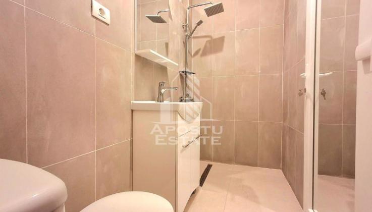 Spatiu comercial / birouri - 85 mp renovat modern