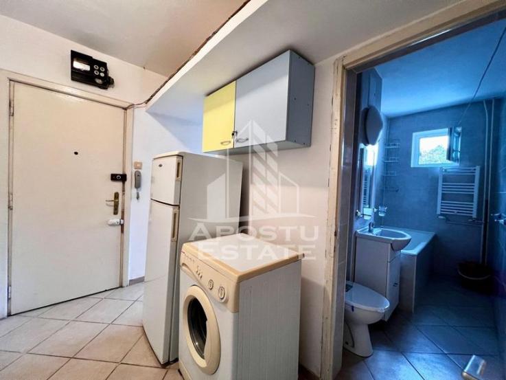 Apartament cu 2 camere, etaj intemediar, langa Spitalul Judetean