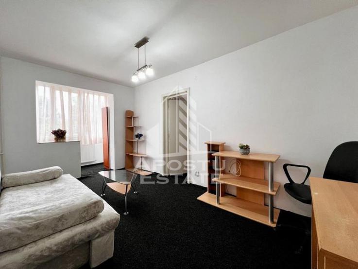 Apartament cu 2 camere, etaj intemediar, langa Spitalul Judetean