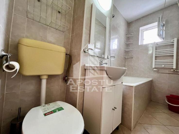 Apartament cu 2 camere, etaj intemediar, langa Spitalul Judetean