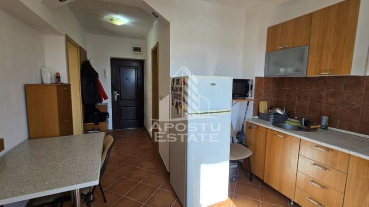 Apartament 1 camera, etaj intermediar, centrala proprie, zona Lipovei