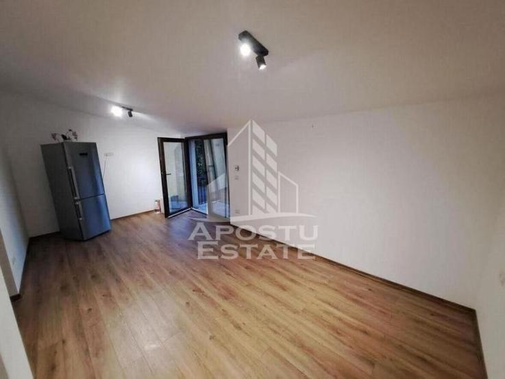 Apartament 2 camere la casa, centrala proprie, zona Blascovici