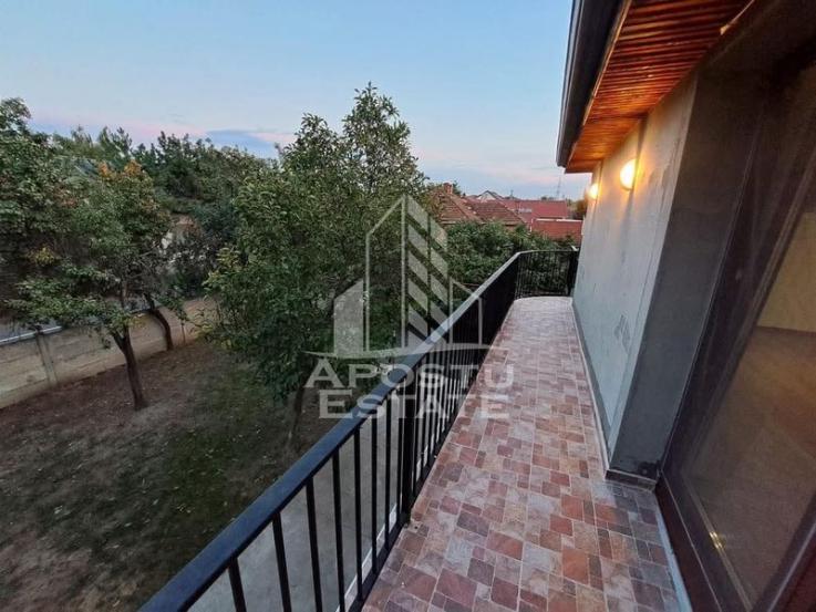 Apartament 2 camere la casa, centrala proprie, zona Blascovici